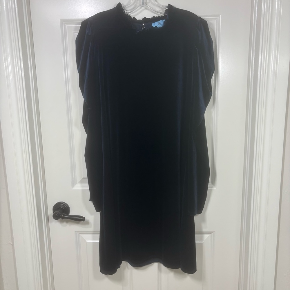 CeCe Blue Velvet Mock Neck Long Sleeve Dress Women’s XL Shoulder and Neck Detail